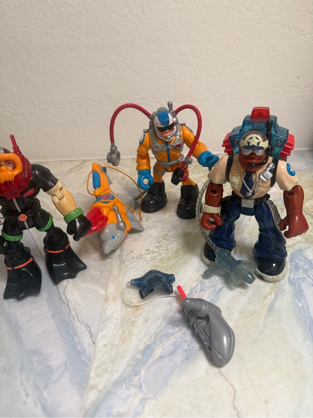 Fisher-Price Rescue Heroes Vintage Y2K Toy Action Figure 7 pc Dolphin Police